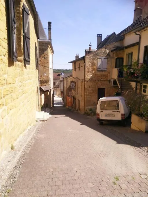 Holiday home Demeure Du Xiiie-Xive S. Dans La Cite Medievale. Gourdon-en-quercy